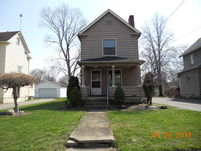 34 Wilson Ave, Struthers, OH 44471 