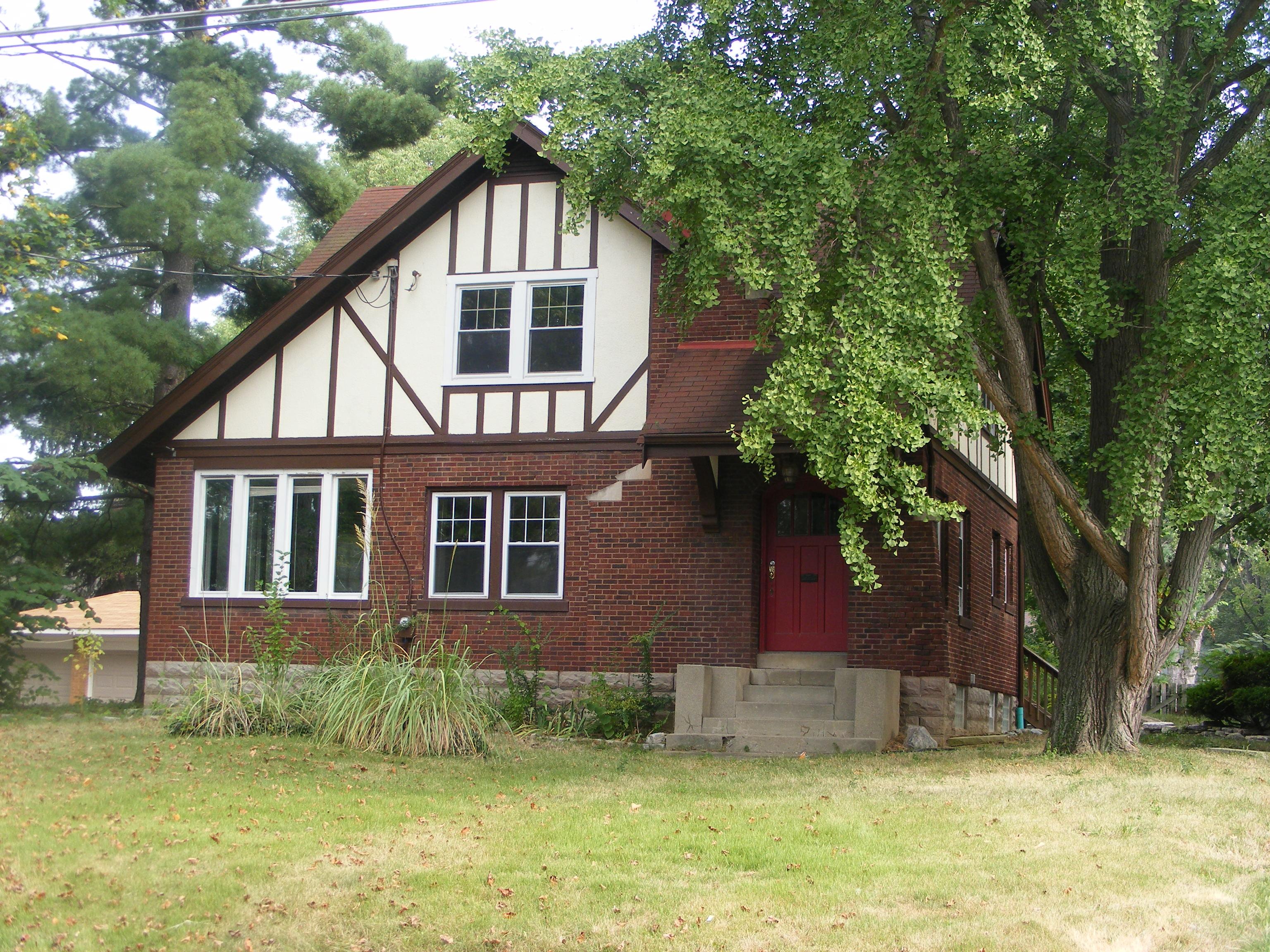 3420 Woodford Ave, CINCINNATI, OH 45213 
