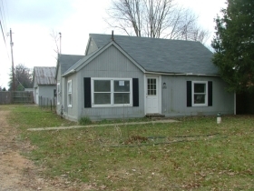 3747 Emmons Ave, Columbus, OH 43219 