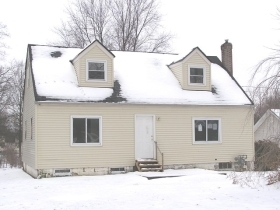 4115 BURKEY RD, YOUNGSTOWN, OH 44515 