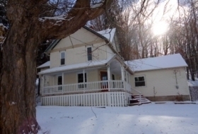 52 E DURBIN AVE, BELLVILLE, OH 44813 