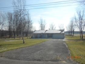 5308 Bushnell Rd, Conneaut, OH 44030 