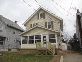 703 Thayer St, AKRON, OH 44310