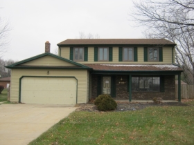 7100 Josephine Dr, NORTH OLMSTED, OH 44070