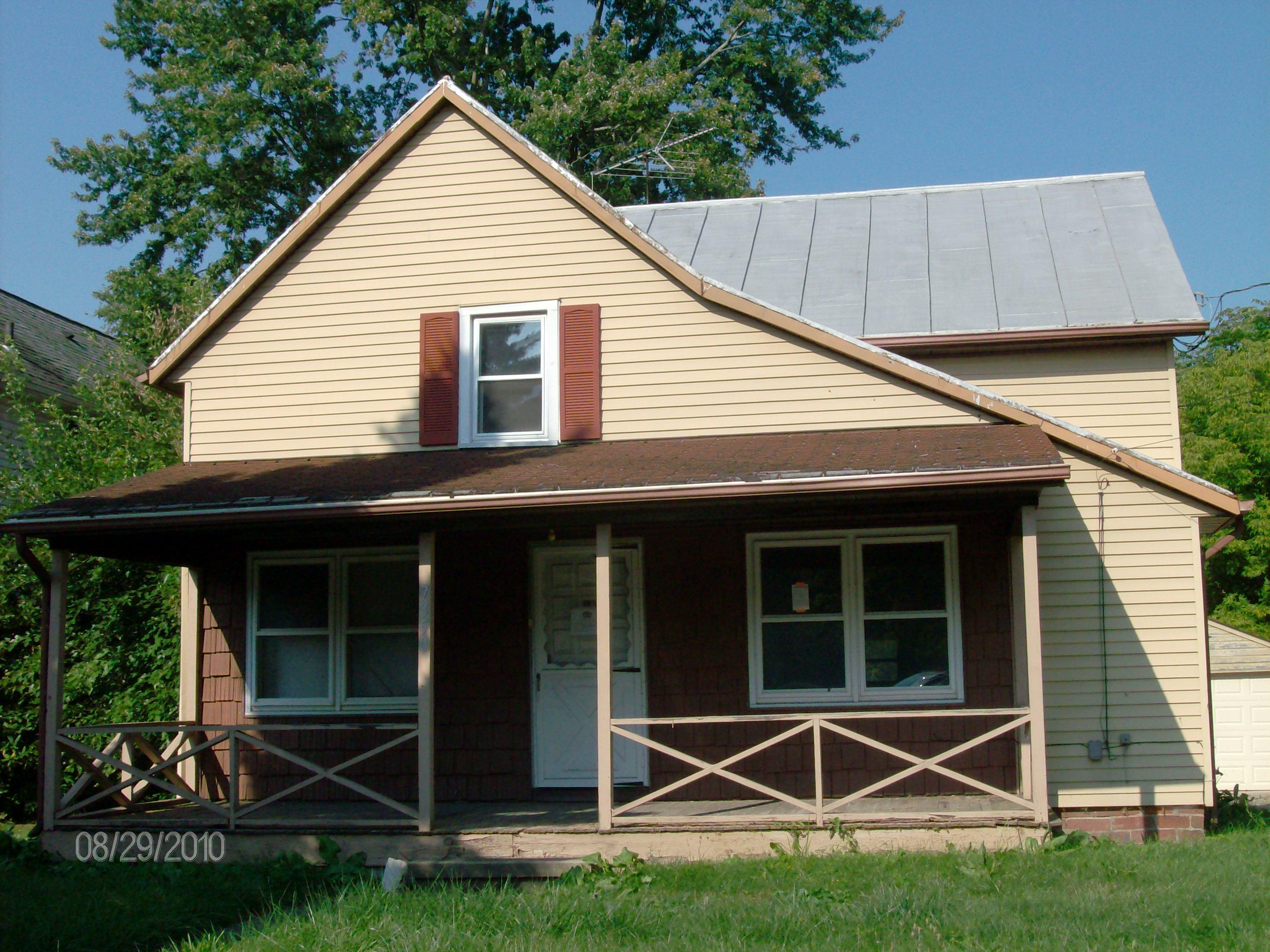 7350 Lake Road, CHIPPEWA LAKE, OH 44215 