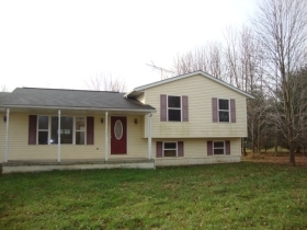 7926 Kennard Rd, Lodi, OH 44254 