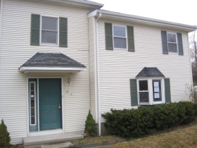 84 North St, Lithopolis, OH 43062 