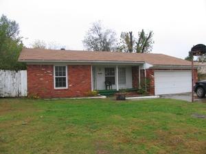 140W KERR DR, MIDWEST CITY, OK 73110 