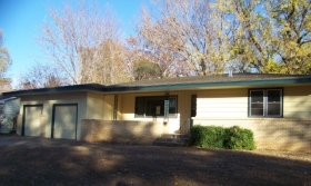 1601 NE WOODLAND RD, PONCA CITY, OK 74604 