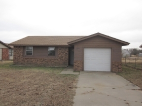 2221 W 7TH ST, PRAGUE, OK 74864 