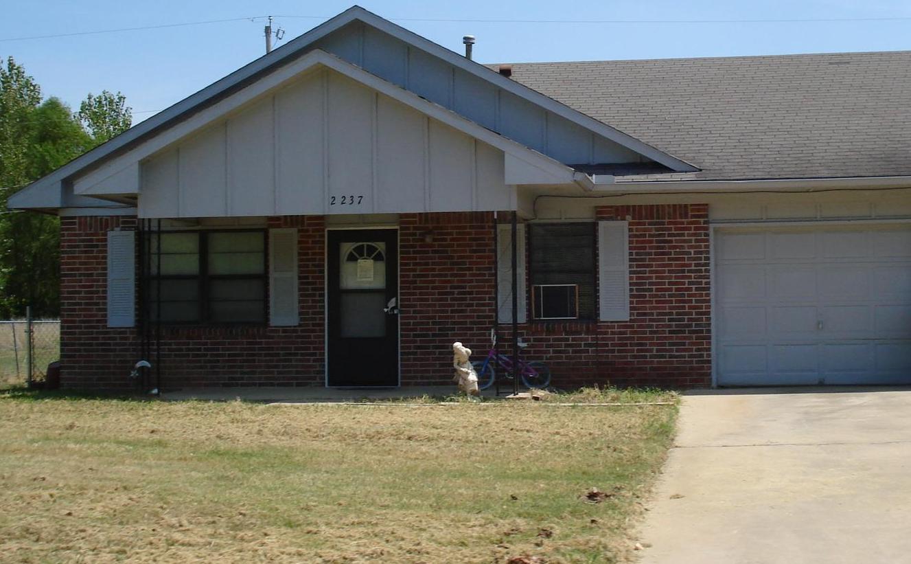 2237 P Street Southwest, MIAMI, OK 74354 