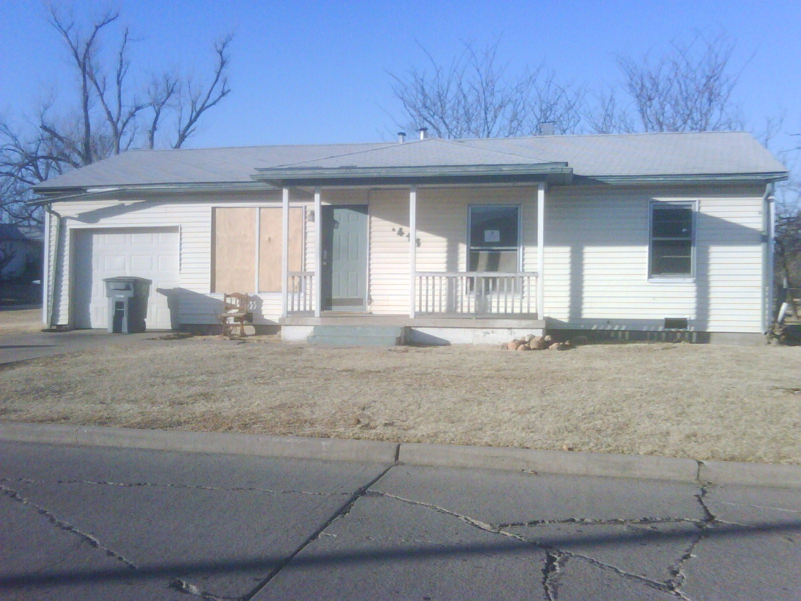 2411 NW Ozmun, LAWTON, OK 73505 