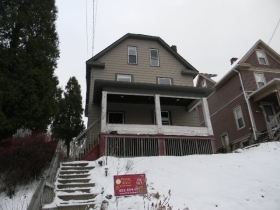111 SUMNER AVENUE, BUTLER, PA 16001 