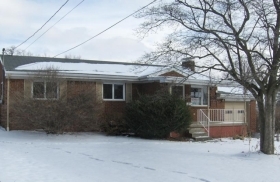 120 Kenmont Ave, Lower Burrell, PA 15068 