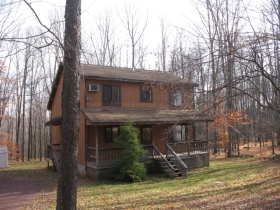 303 Tiffany Dr, Lakeville, PA 18438 Foreclosure