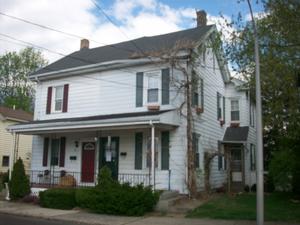 35 S 9TH ST, QUAKERTOWN, PA 18951 