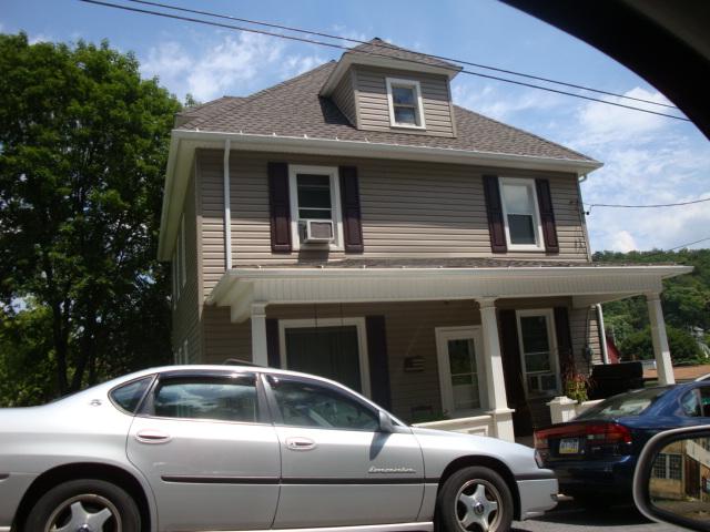 37 West Third Avenue, EVERETT, PA 15537 