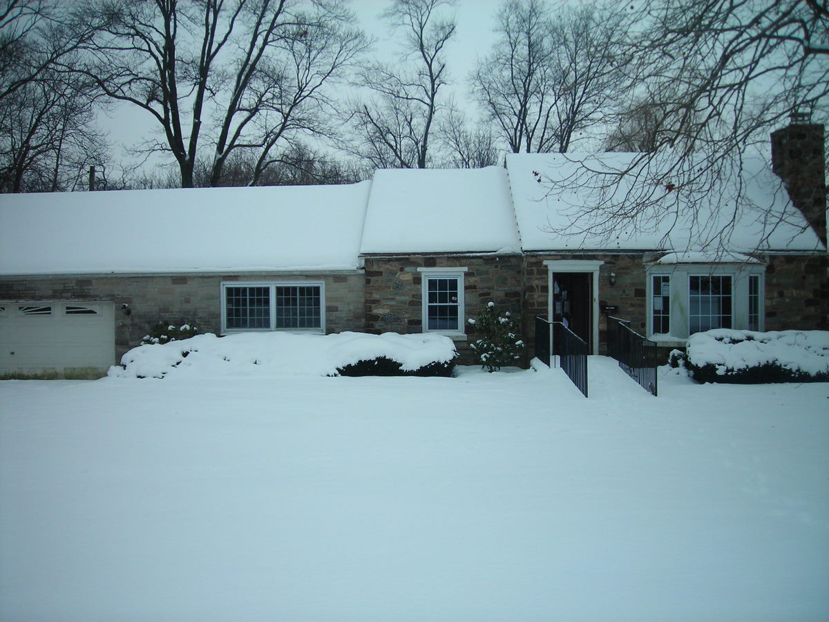 420 East Walnut, CLEONA, PA 17042 