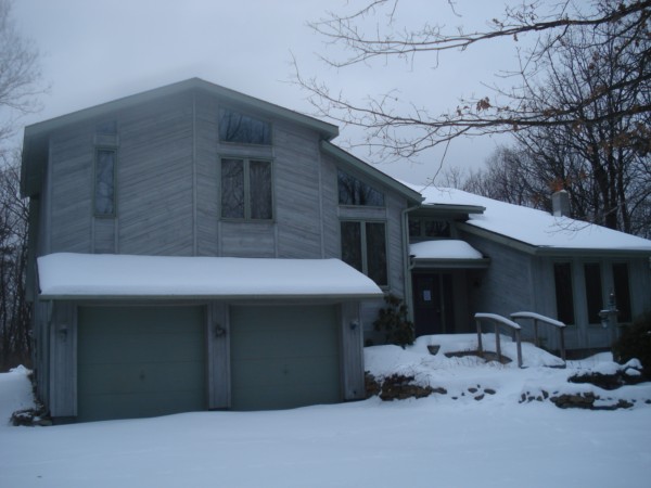 63 Fawn Ln, Tamaqua, PA 18252 