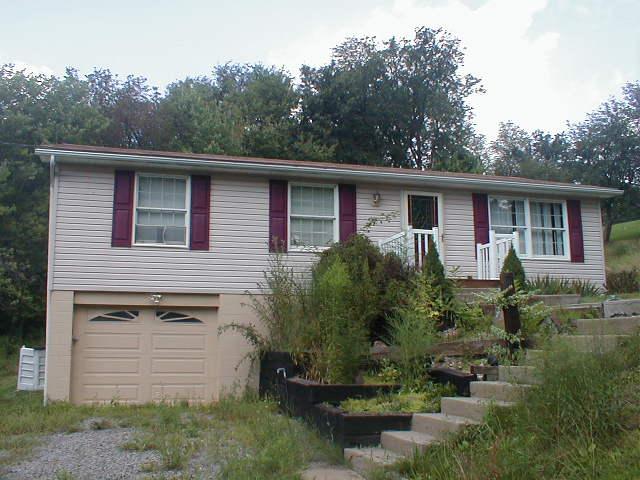825 Bonniebrook Road, BUTLER, PA 16002 