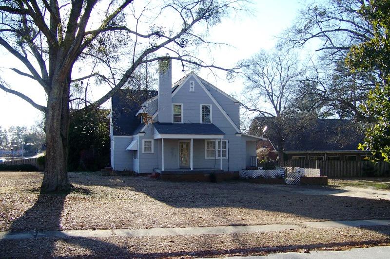 1586 Old Charlotte Road, SPARTANBURG, SC 29307 