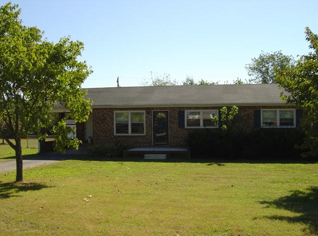 212 Oak Street, Chesnee, SC 29323 