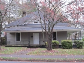 706 BOUNDARY ST, NEWBERRY, SC 29108 