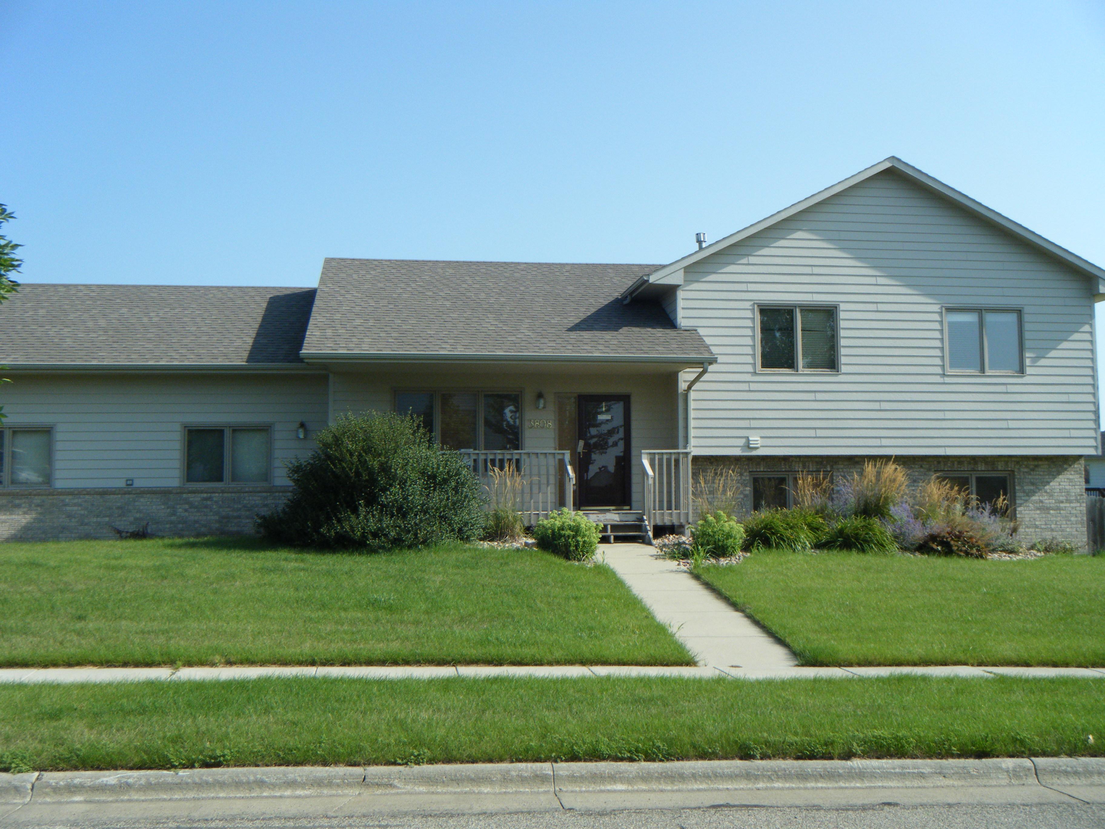 3808 West 74th Street, SIOUX FALLS, SD 57108 