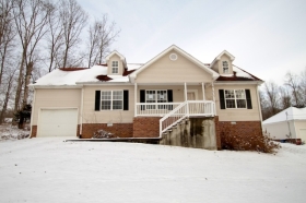 1005 CREEK BOTTOM R, WHITE BLUFF, TN 37187 