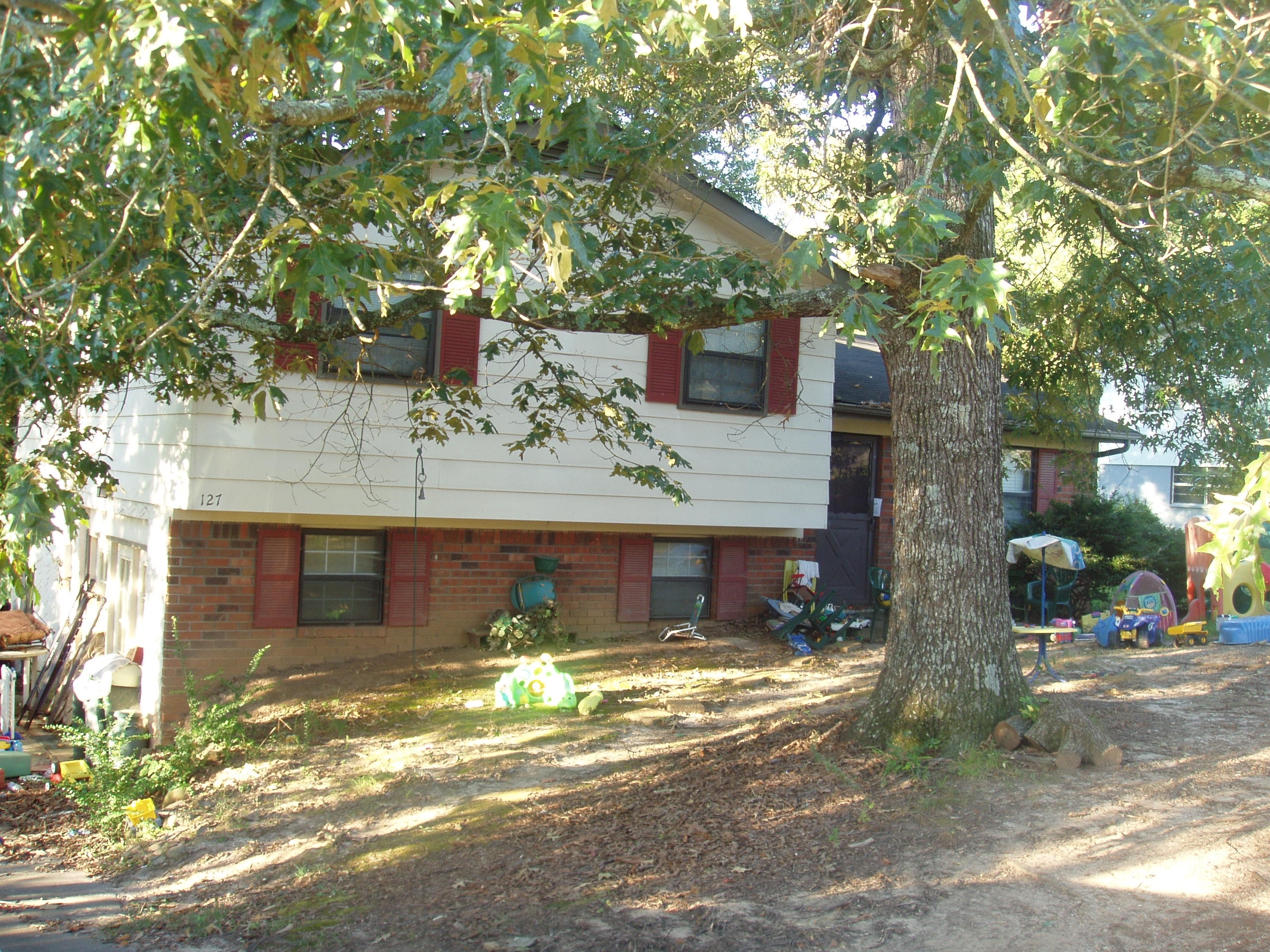 127 County Rd 513, Etowah, TN 37331 