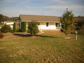 182 MAKALLEY LN, TAZEWELL, TN 37879 