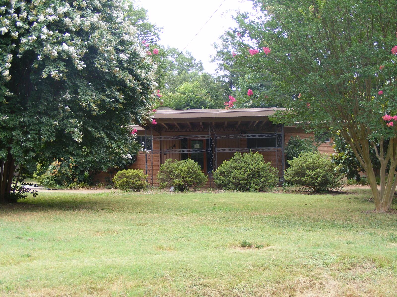2704 Elmore Park Road, MEMPHIS, TN 38134 