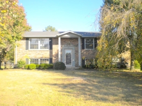 605 DES MOINES DR, HERMITAGE, TN 37076 