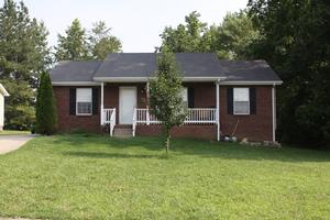 627 WOODHAVEN DRIVE, CLARKSVILLE, TN 37042 