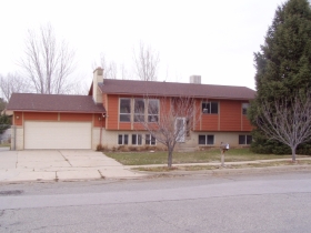 572 WEST 1460 NORTH, CLINTON, UT 84015 