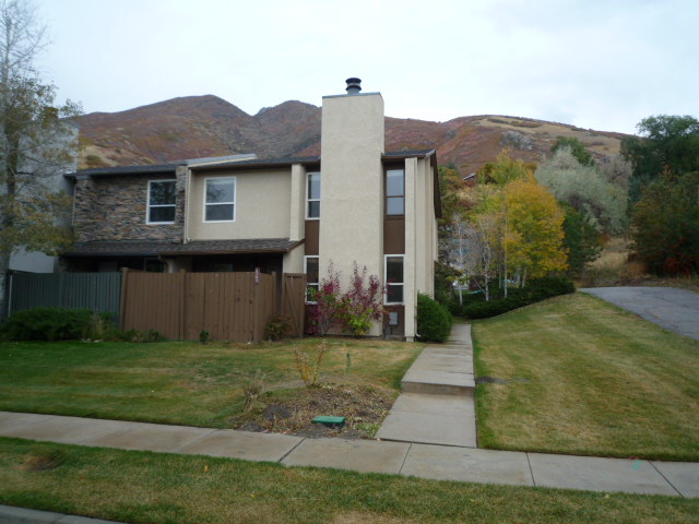 8323 Valiant Drive, Salt Lake City, UT 84121 