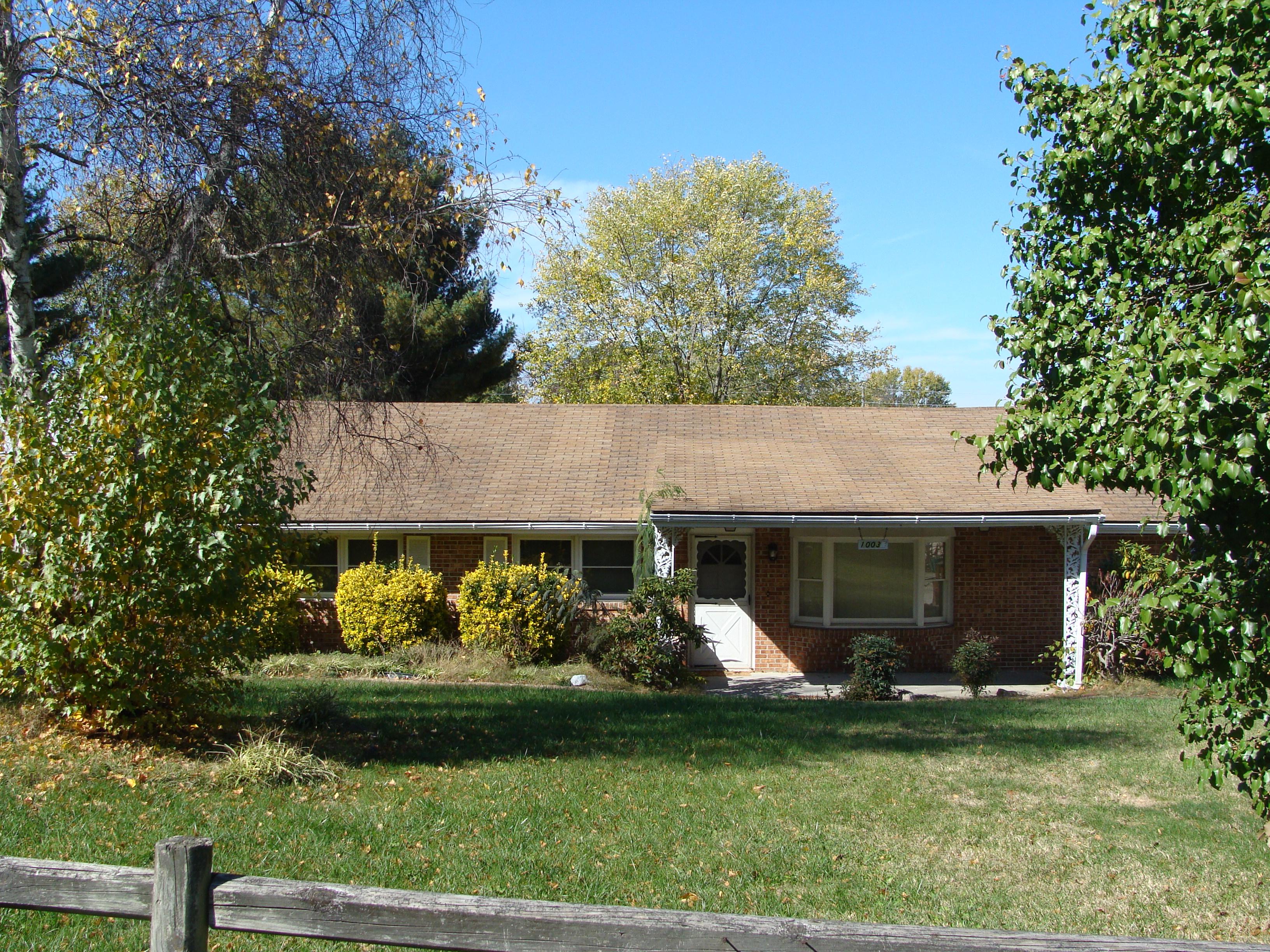 1003 Eighth Street, RADFORD, VA 24141 