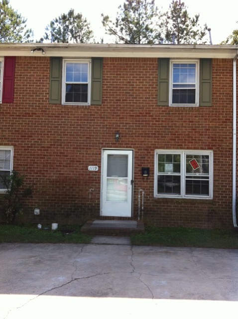 1119 Fayette St, Portsmouth, VA 23704 