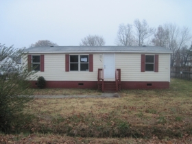 127 BURT ST, WAVERLY, VA 23890 
