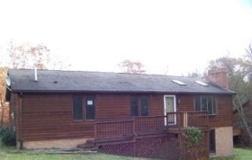 163 Lake Holiday Rd, Cross Junction, VA 22625 