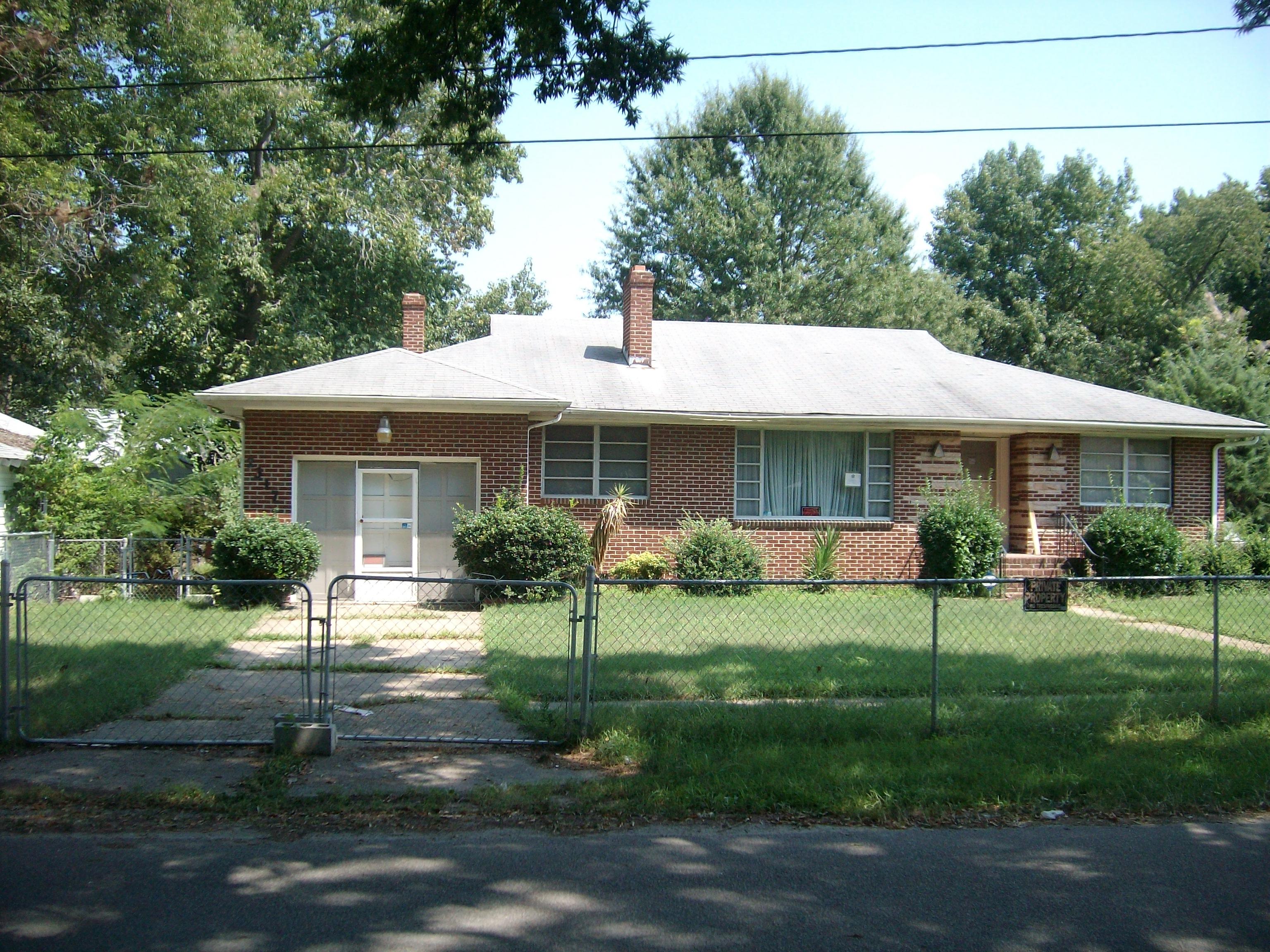 2317 Staunton Avenue, PORTSMOUTH, VA 23704 