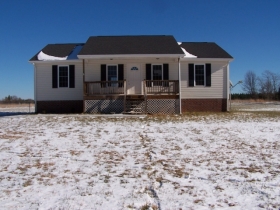 256 Redhouse Rd, APPOMATTOX, VA 24522 