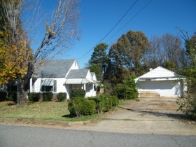 311 Greyson St, MARTINSVILLE, VA 24112 