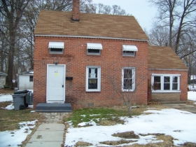 62 N MARY PEAKE BLV, HAMPTON, VA 23666 