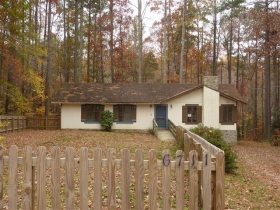 6711 Lake View Dr, GLOUCESTER, VA 23061 