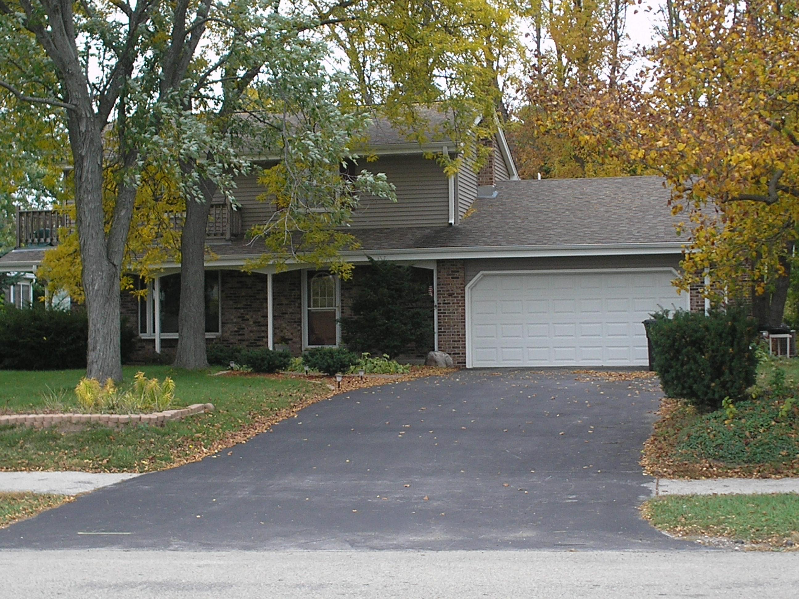 17744 West Menomonee Avenue, MENOMONEE FALLS, WI 53051 