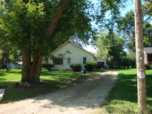 235 Inlet Shore Drive, DELAVAN, WI 53115 