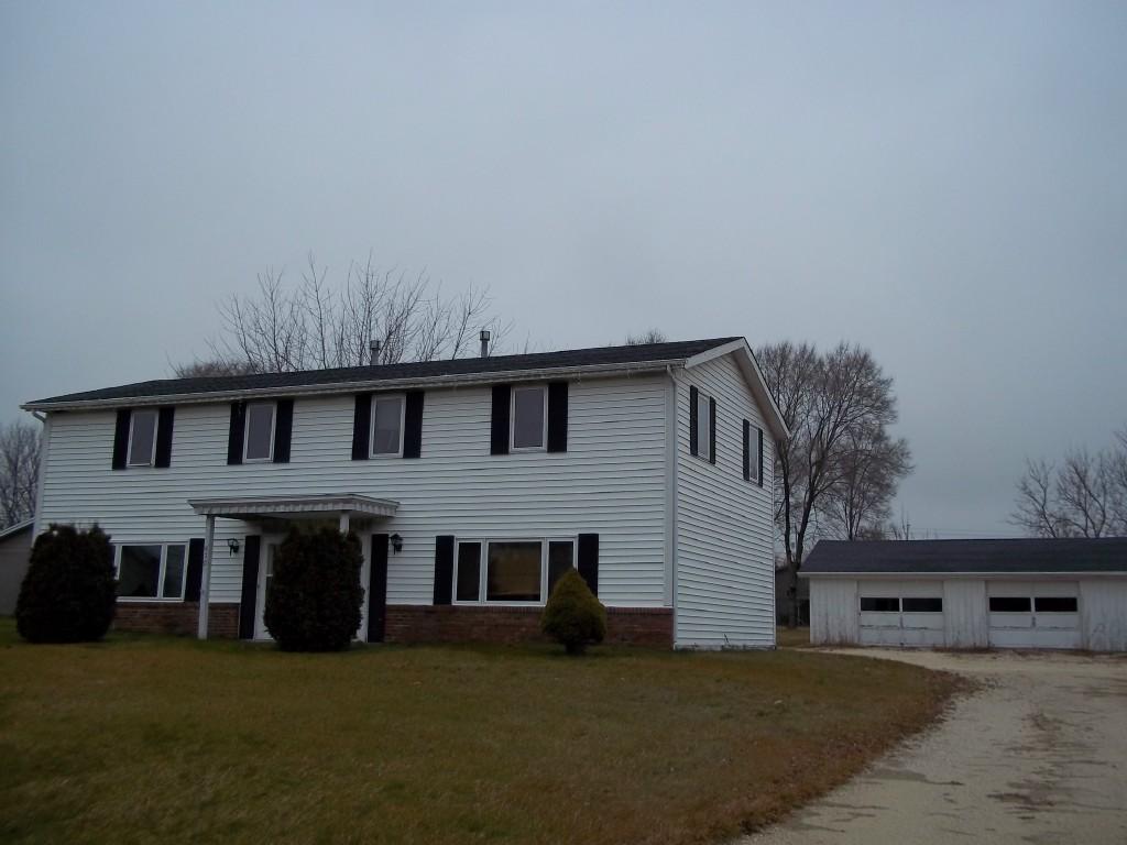 518 Steeple View Road, WEST BEND, WI 53095 